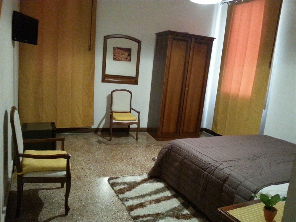 Ca' Contarini 3026 Hotel Venesia Bagian luar foto